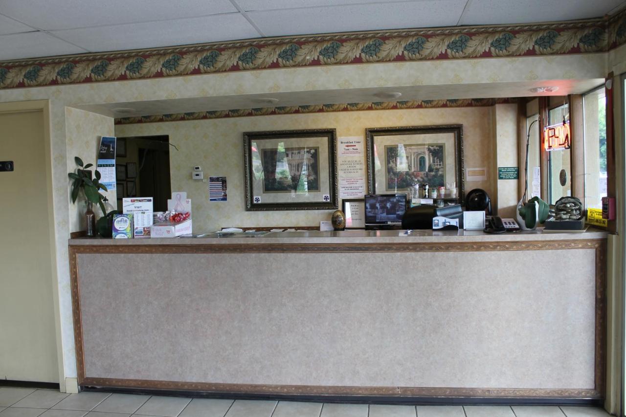 Scottish Inn Knoxville Eksteriør bilde